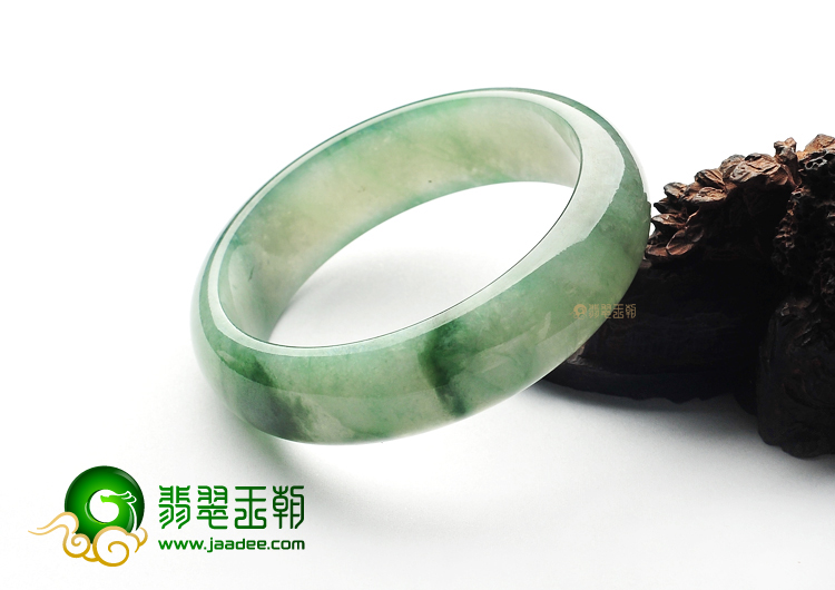 冰种飘花缅甸翡翠A货手镯(57.9mm)