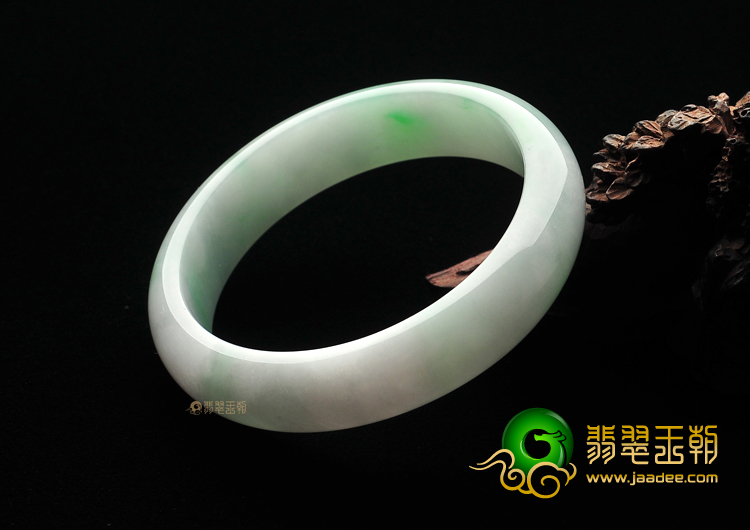 糯冰种飘翠缅甸翡翠A货手镯(56.9mm)
