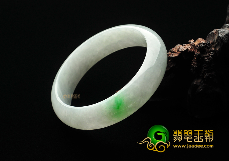 糯冰种飘翠缅甸翡翠A货手镯(60.6mm)