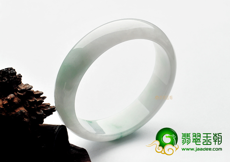 糯冰种飘花缅甸翡翠A货手镯(60.5mm)