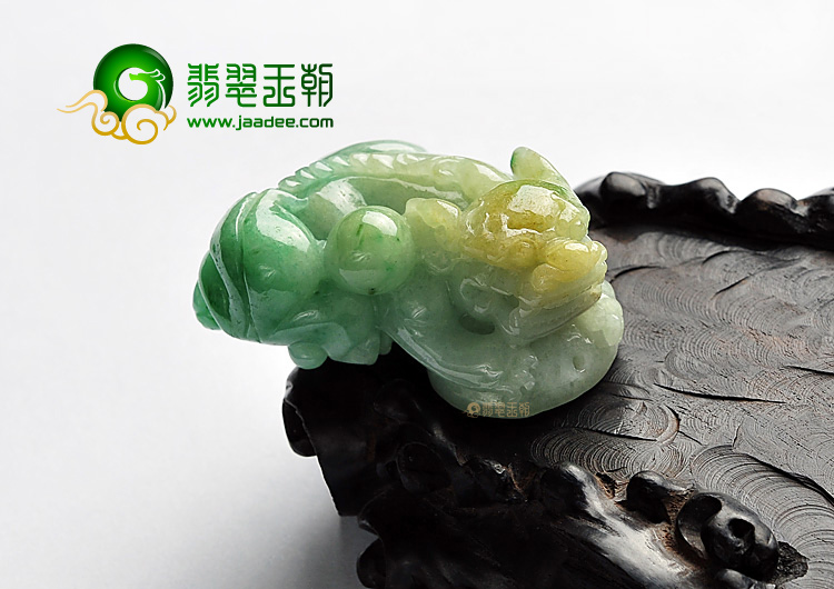 糯冰种黄加绿缅甸翡翠A货貔貅挂件