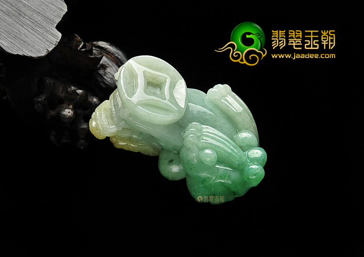 糯冰种黄加绿缅甸翡翠A货貔貅挂件