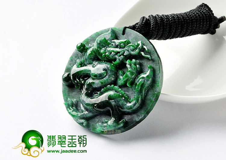 细糯种癣加绿缅甸翡翠A货龙牌挂件