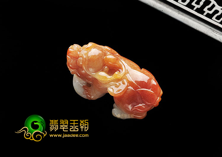 糯冰种红黄翡缅甸翡翠A货貔貅挂件