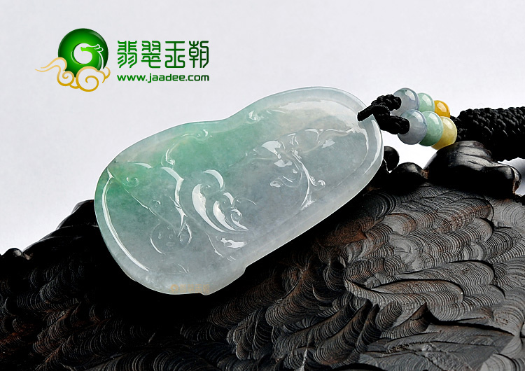 糯冰种飘翠缅甸翡翠A货站观音挂件