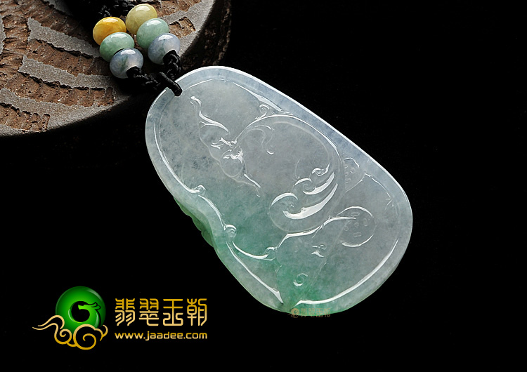 糯冰种飘翠缅甸翡翠A货站观音挂件