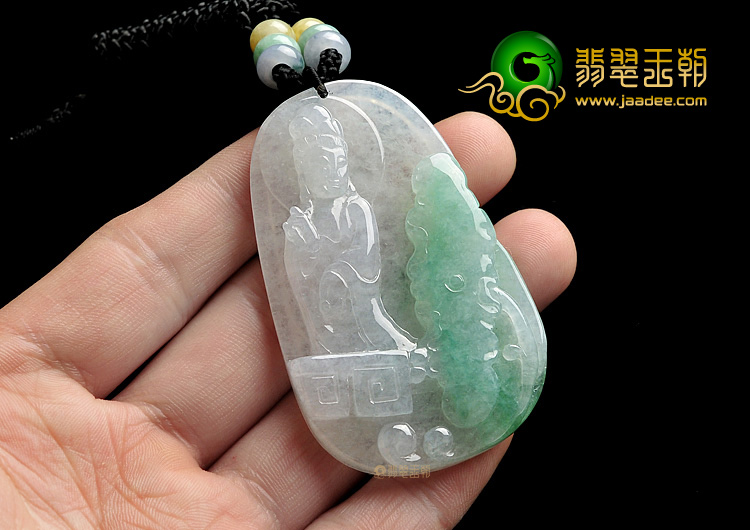 糯冰种飘翠缅甸翡翠A货站观音挂件