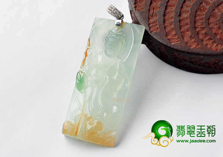 冰种三彩缅甸翡翠A货站观音挂件