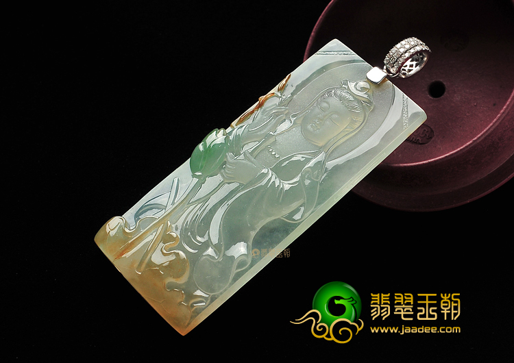 冰种三彩缅甸翡翠A货站观音挂件