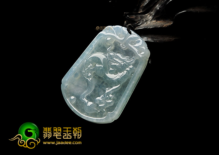 冰种晴水龙牌挂件