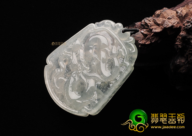 冰种晴水龙凤牌挂件