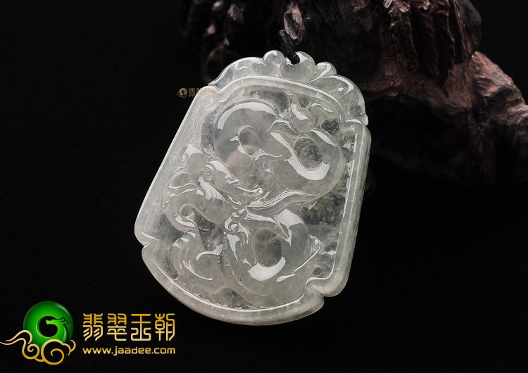 冰种晴水龙凤牌挂件