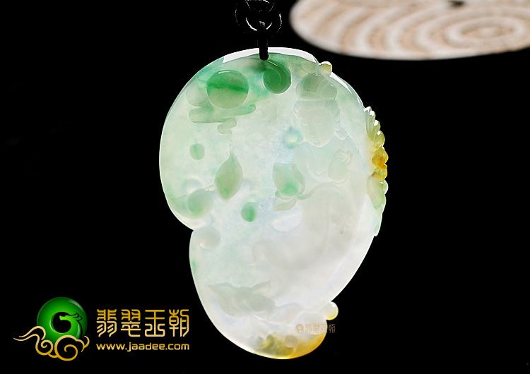 冰种三彩站观音挂件