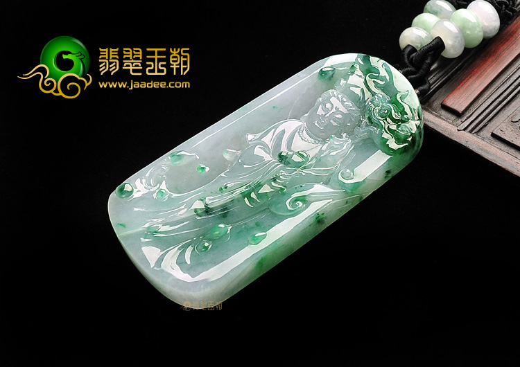 糯冰种翠色降龙观音挂件