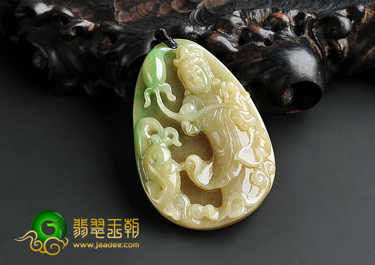 糯冰种黄加绿站观音挂件