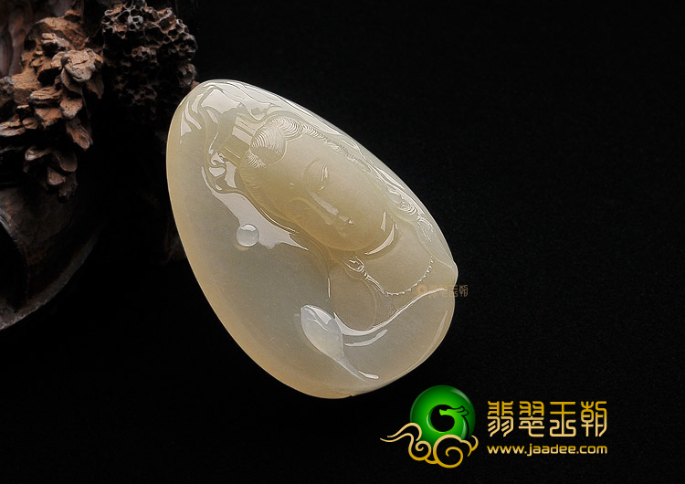 糯冰种淡黄翡观音头挂件