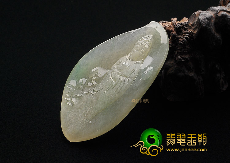 冰种晴水观音挂件
