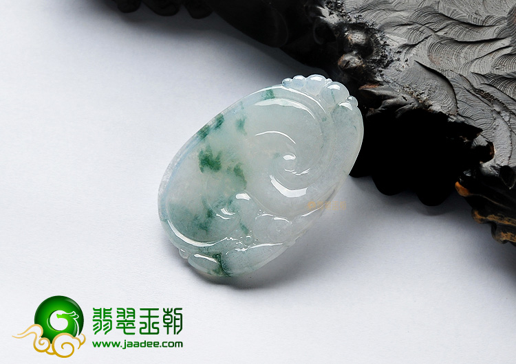 冰种飘花如意挂件