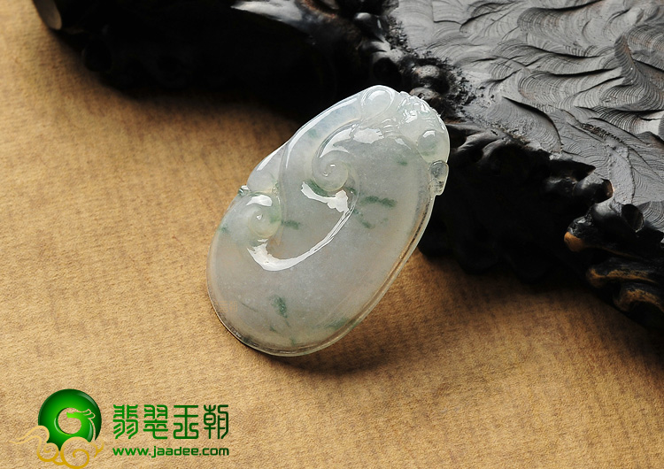 冰种飘花如意挂件