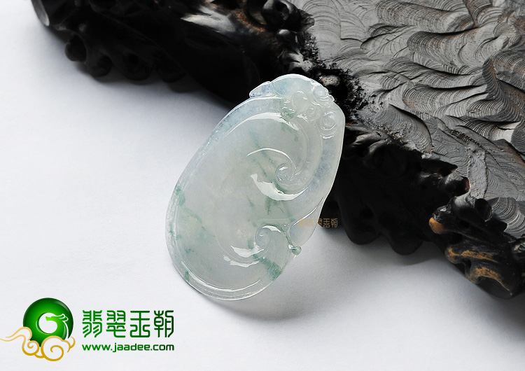 冰种飘花如意挂件