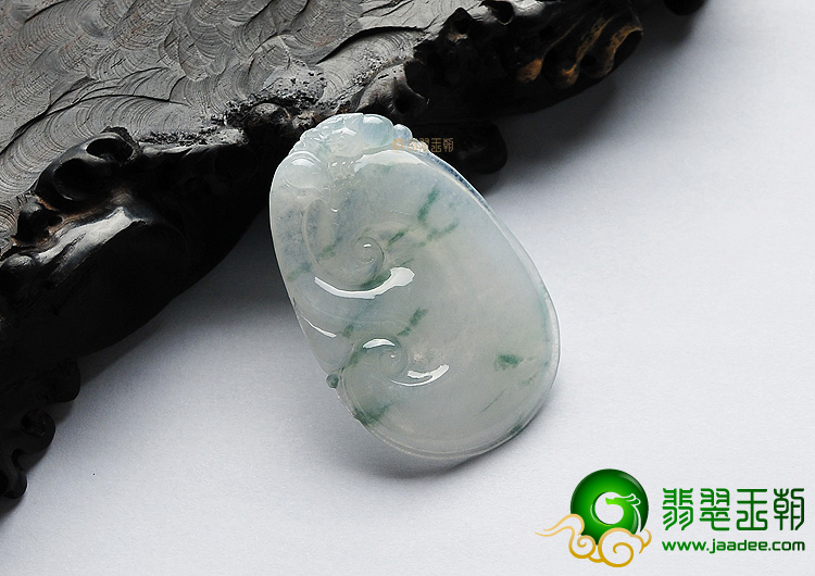 冰种飘花如意挂件