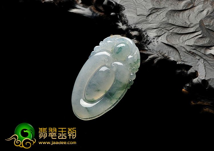 冰种飘花双龙如意挂件
