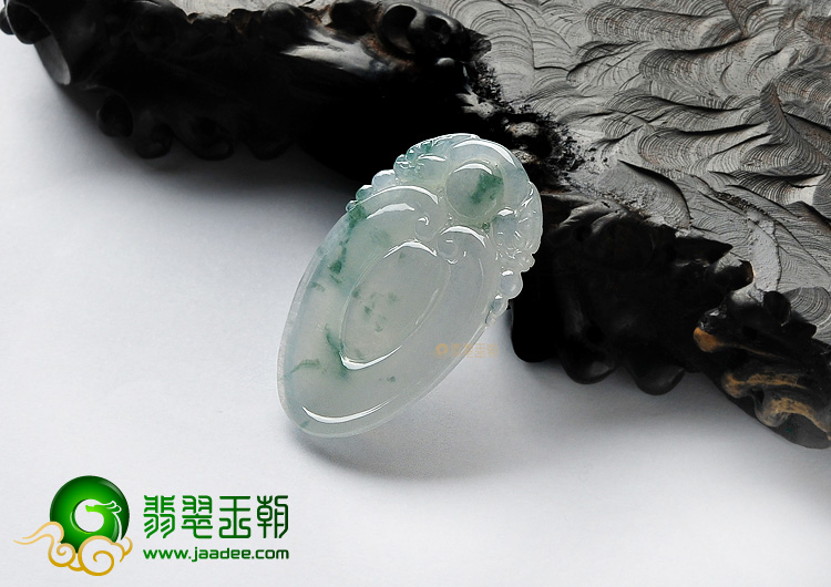 冰种飘花双龙如意挂件