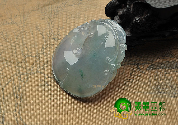 冰种飘花略带紫罗兰如意挂件