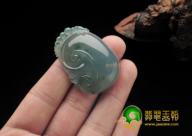 冰种飘花如意挂件