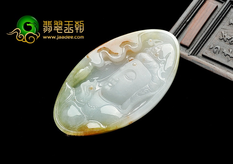 糯冰种晴水红翡观音头挂件