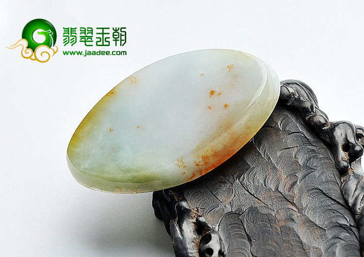 糯冰种晴水红翡观音头挂件