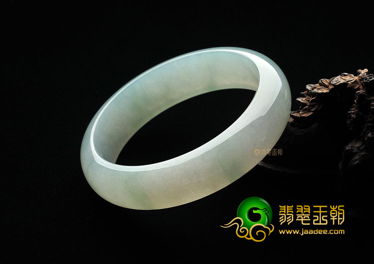 冰种晴水手镯(56.9mm)