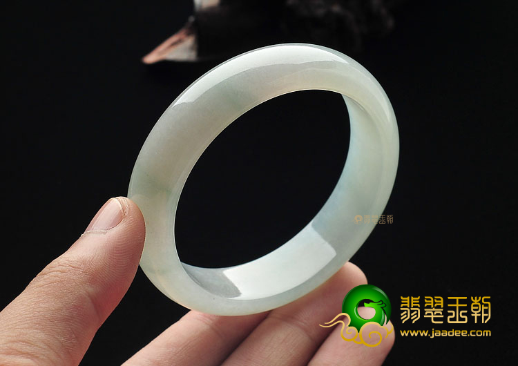 冰种晴水手镯(56.9mm)