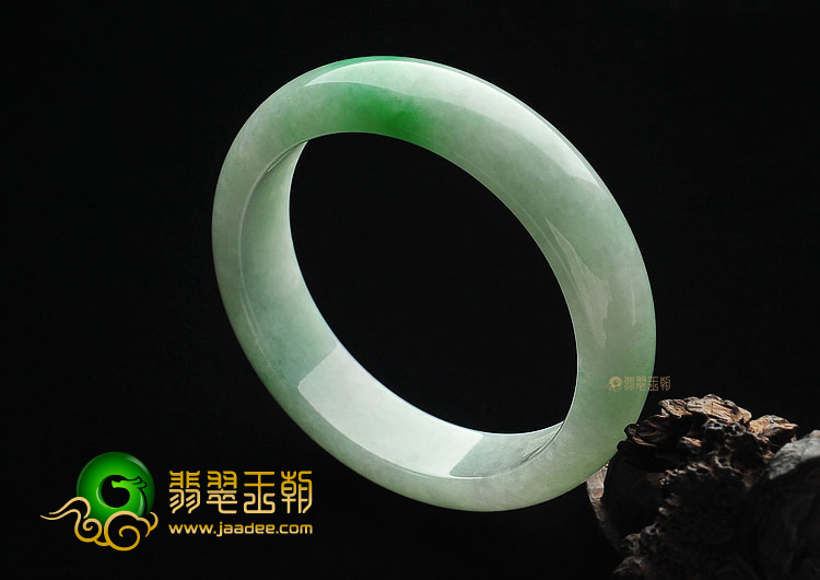 糯冰种飘翠手镯(58.5mm)