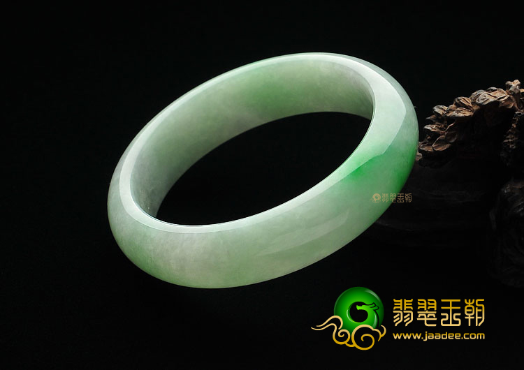 糯冰种飘翠手镯(58.5mm)