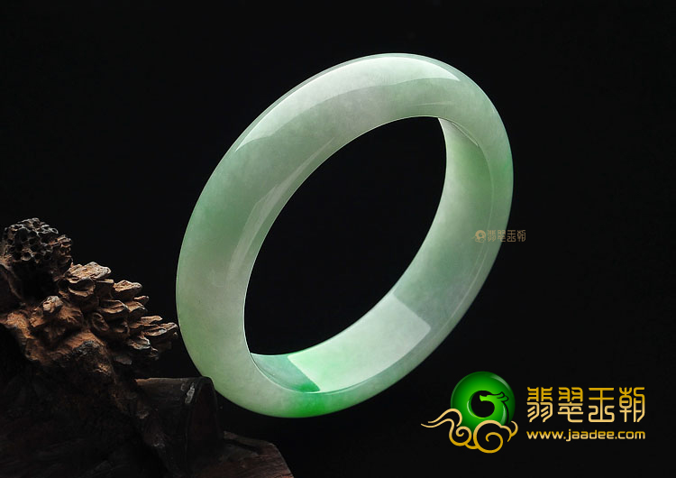 糯冰种飘翠手镯(58.5mm)