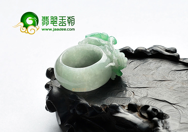 糯冰种飘翠貔貅指环