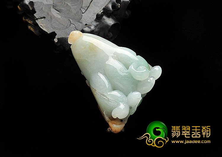 糯冰种三彩八方来财挂件