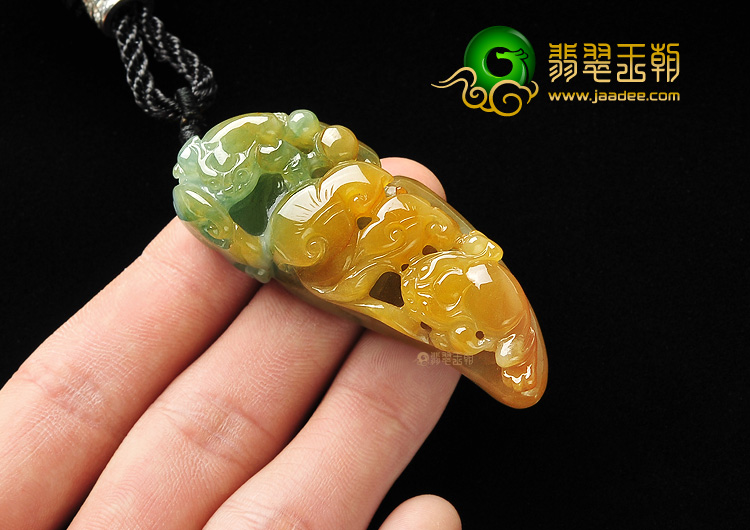糯冰种黄加绿如意寿挂件
