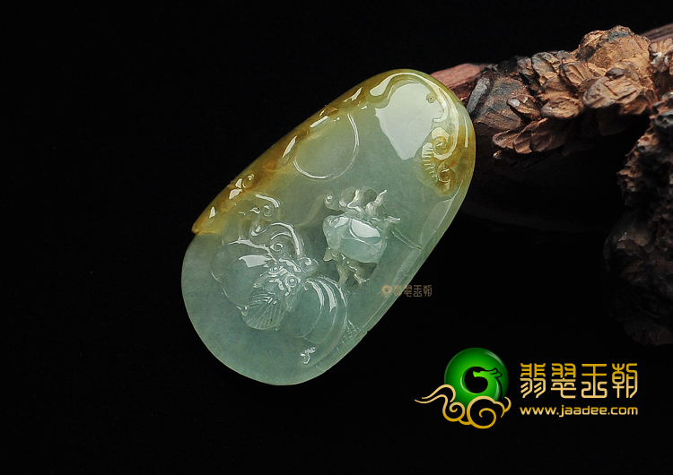 冰种晴水褐黄翡福如意挂件