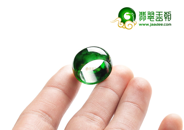 糯冰种癣加绿指环