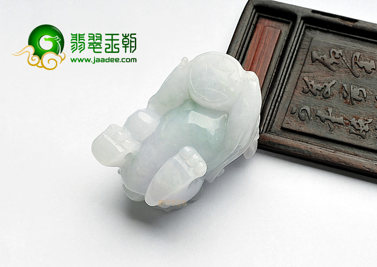 糯冰种晴水貔貅挂件