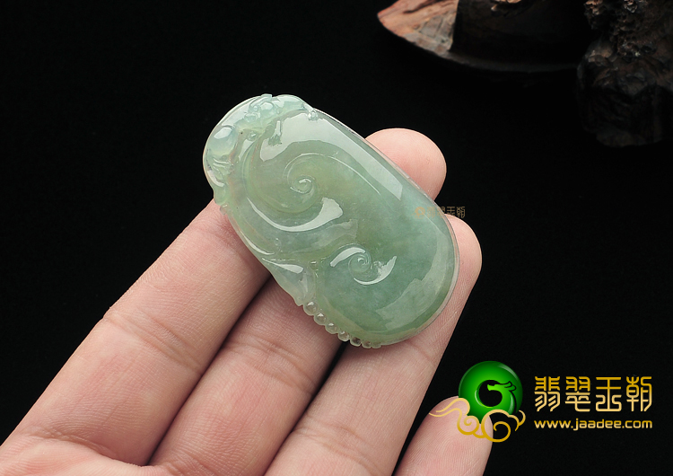 冰种晴水如意挂件