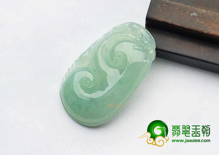 冰种晴水如意挂件