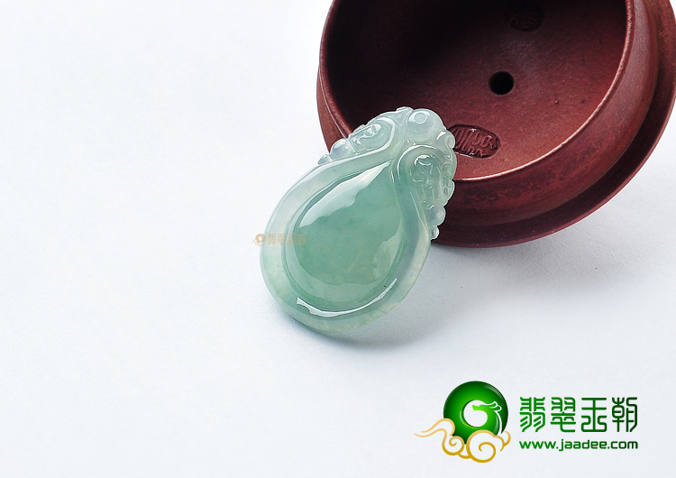 冰种晴水双龙如意挂件