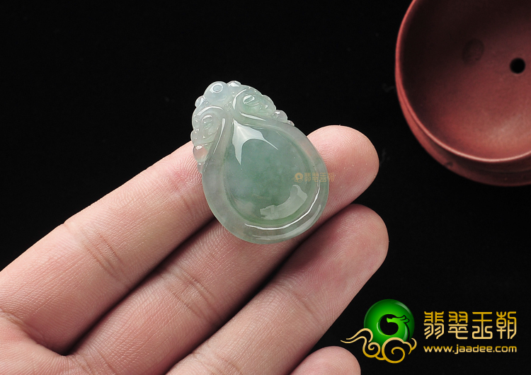冰种晴水双龙如意挂件