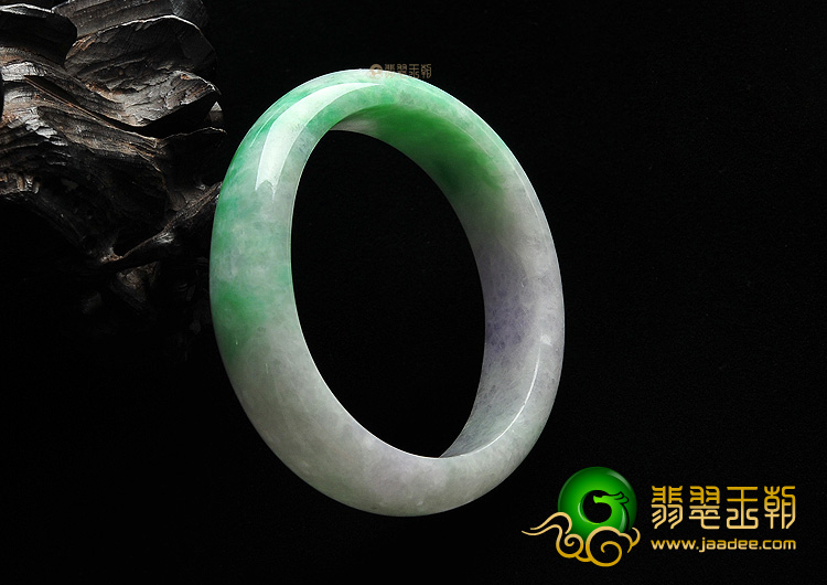 糯冰种春带彩贵妃镯(51.7mm-45.8mm)