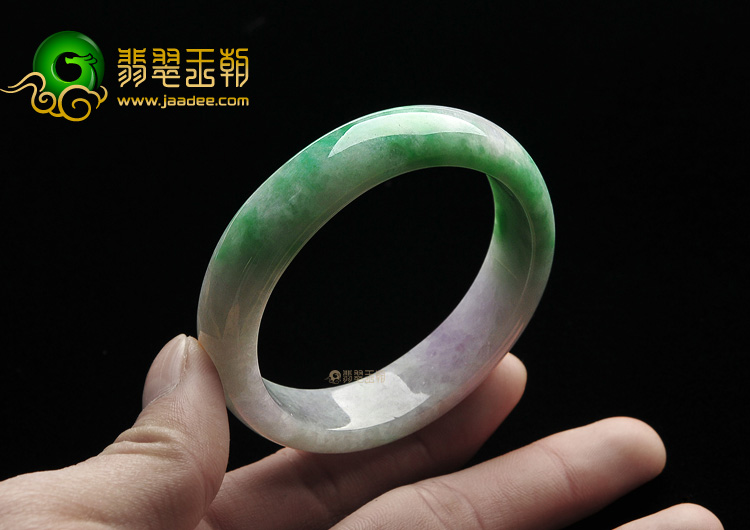 糯冰种春带彩贵妃镯(51.7mm-45.8mm)