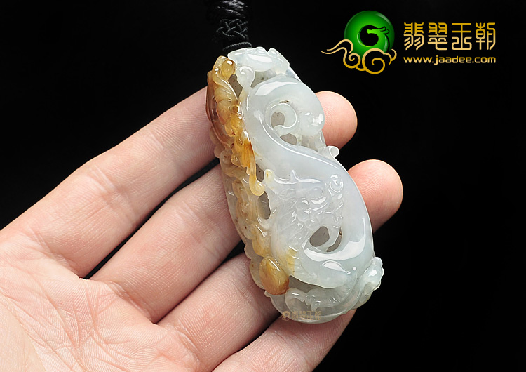 糯冰种褐黄翡龙如意挂件