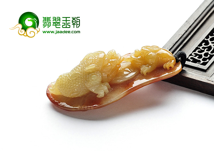 糯冰种褐黄翡招财进宝挂件
